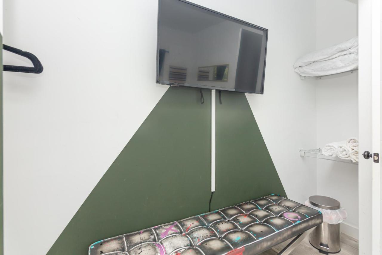 1 Bedroom Apartment With Balcony Miami - Heart Of Downtown ภายนอก รูปภาพ